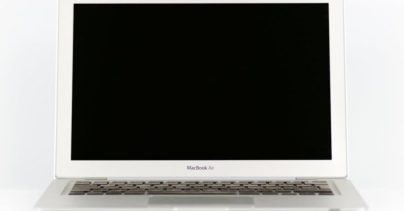 MacBook Air - Photo of a Macbook Air