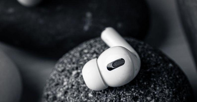 Noise-Cancelling Earbuds - Still Life / AirPods Pro